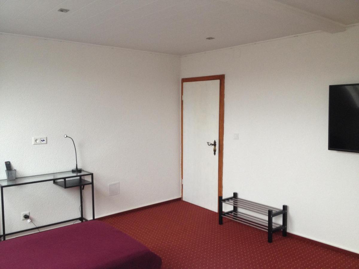 Hotel Saarland Lebach Exteriör bild